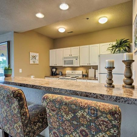 Waterfront Lake Ozark Condo With Deck And Pools Zewnętrze zdjęcie